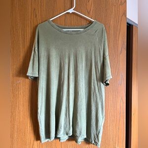 Large, oversized aerie t-shirt